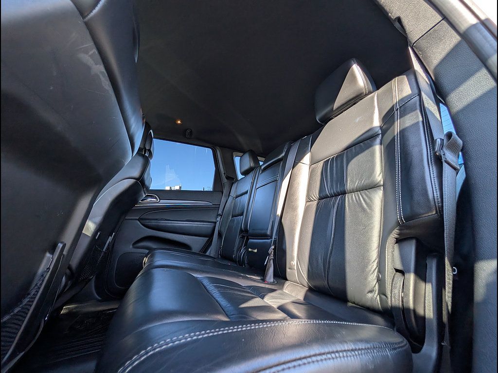 Used 2016 Jeep Grand Cherokee Limited AWD/4WD image 32