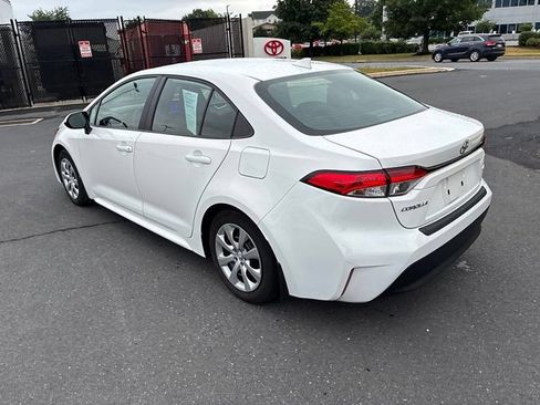 Used 2024 Toyota Corolla LE FWD image 12