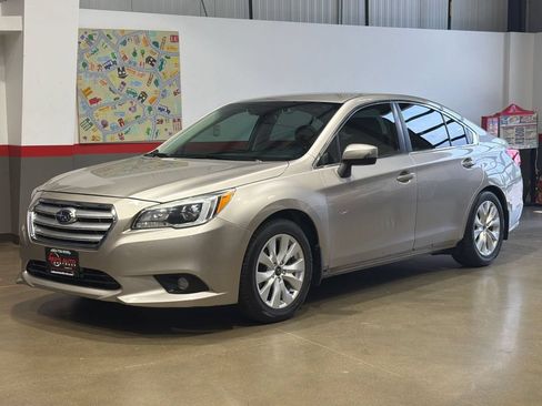 Used 2016 Subaru Legacy 2.5i Premium AWD/4WD image 10