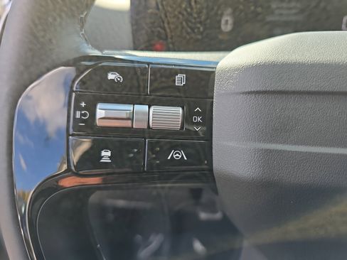 New 2026 Kia Sorento S w/ S Panoramic Sunroof Package image 19