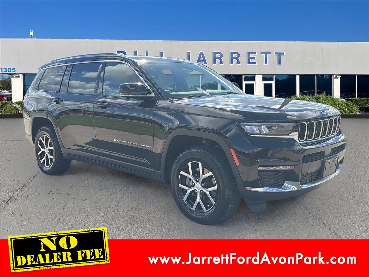 Used 2023 Jeep Grand Cherokee L Limited w/ Luxury Tech Group II AWD/4WD image 1
