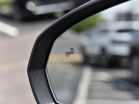 New 2026 Volkswagen Taos SE AWD/4WD image 9