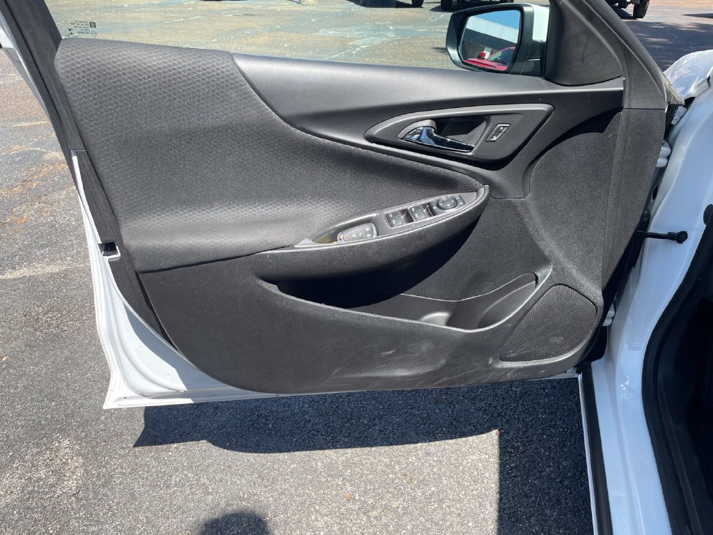 Used 2024 Chevrolet Malibu LT FWD image 14