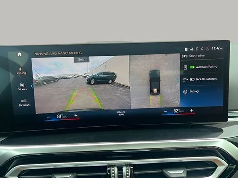 Certified 2024 BMW 230i xDrive Coupe w/ Premium Package image 20