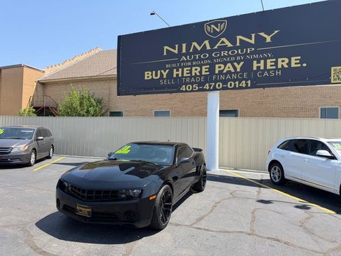 Used 2013 Chevrolet Camaro LS RWD image 3