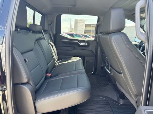 Used 2026 GMC Sierra 1500 SLT w/ SLT Premium Plus Package AWD/4WD image 27