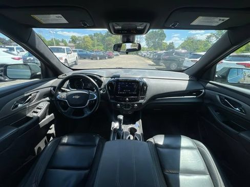 Used 2023 Chevrolet Traverse LT AWD/4WD image 20