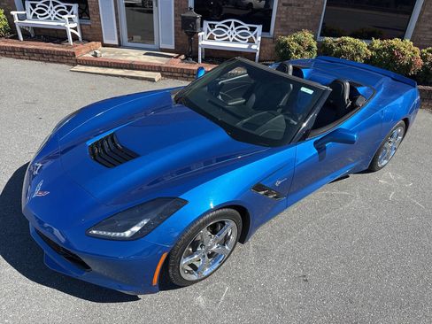 Used 2014 Chevrolet Corvette Stingray Convertible w/ 2LT Preferred Equipment Group image 5