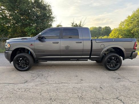 Used 2021 RAM 2500 4x4 Mega Cab Laramie image 5