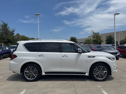 Used 2018 INFINITI QX80 2WD w/ Deluxe Technology Package image 6