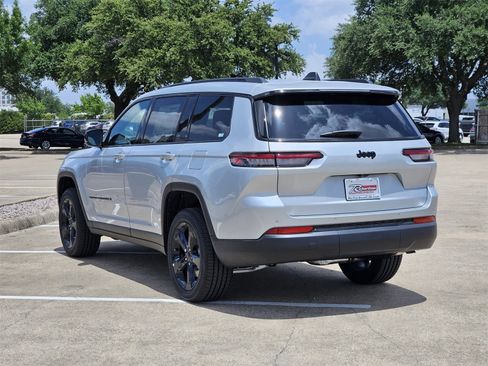 New 2025 Jeep Grand Cherokee L Altitude image 6