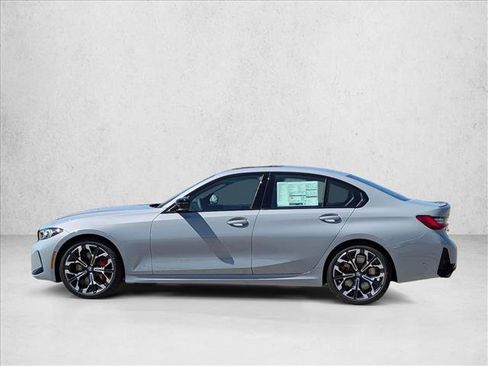 New 2026 BMW 330i xDrive Sedan w/ M Sport Package image 5