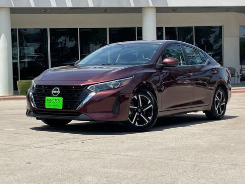 Used 2024 Nissan Sentra SV FWD image 2
