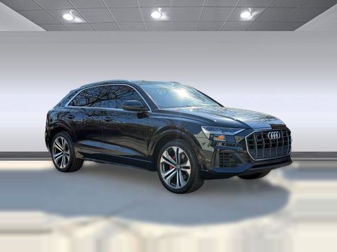 Used 2019 Audi Q8 Premium Plus w/ Premium Plus image 7