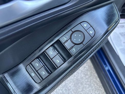 Used 2025 Nissan Rogue SV AWD/4WD image 20