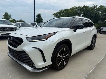 Used 2021 Toyota Highlander XSE