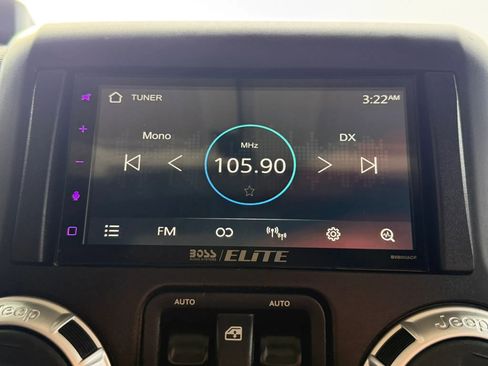 Used 2011 Jeep Wrangler Sahara w/ Trailer Tow Group image 30