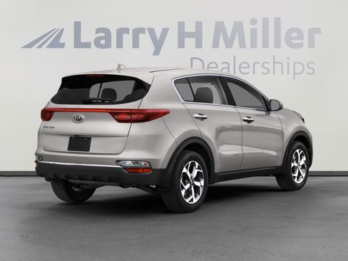 Used 2021 Kia Sportage LX FWD image 2