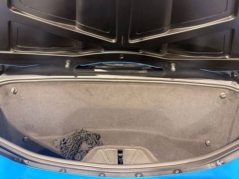 Used 2021 Chevrolet Corvette Stingray Preferred Conv w/ Z51 Performance Package RWD image 10