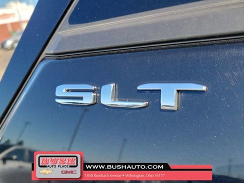Used 2024 GMC Terrain SLT FWD image 8