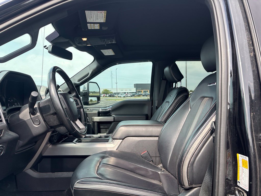 Used 2021 Ford F350 Platinum w/ Tremor Off-Road Package AWD/4WD image 10