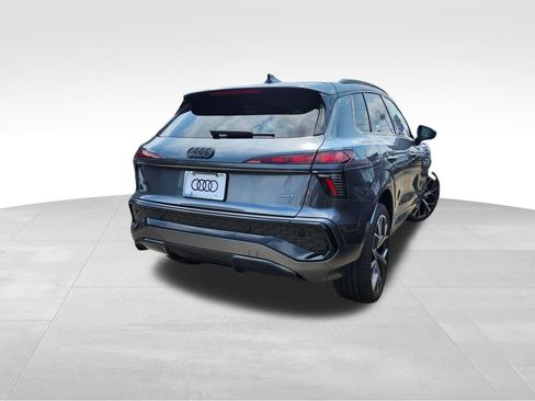 New 2026 Audi Q3 quattro 2.0T AWD/4WD image 10