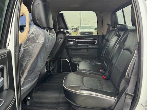 Used 2022 RAM 2500 Laramie AWD/4WD image 18