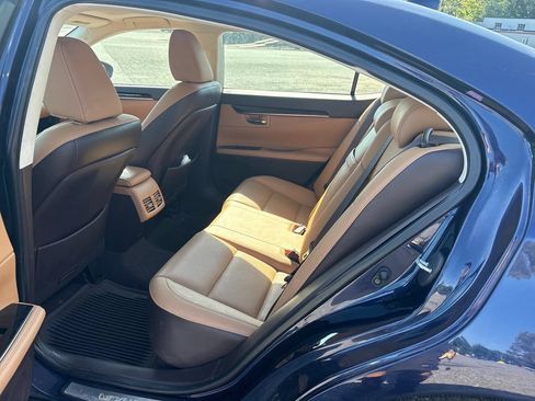 Used 2018 Lexus ES 350 w/ Navigation System Package FWD image 6