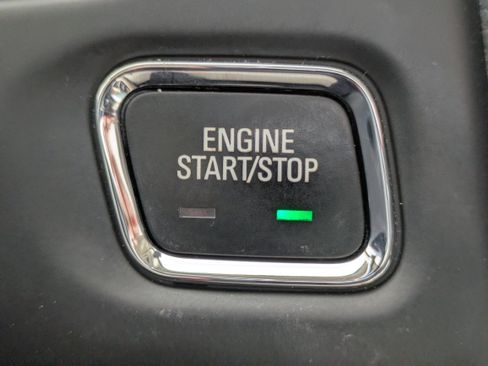 Used 2023 GMC Acadia Denali image 25