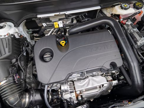 New 2026 Chevrolet Equinox LT w/ LPO, Floor Liner Package image 12