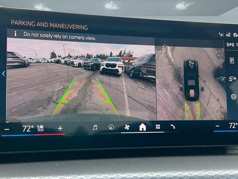 Used 2026 BMW 330i Sedan w/ M Sport Package image 22