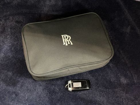 Used 2017 Rolls-Royce Dawn RWD image 82