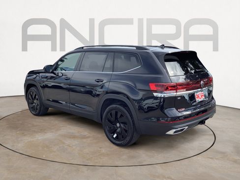 New 2026 Volkswagen Atlas SE image 6