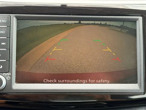 Used 2019 Nissan Sentra SV FWD image 5