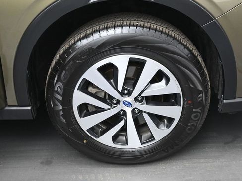 Used 2020 Subaru Outback Premium image 35