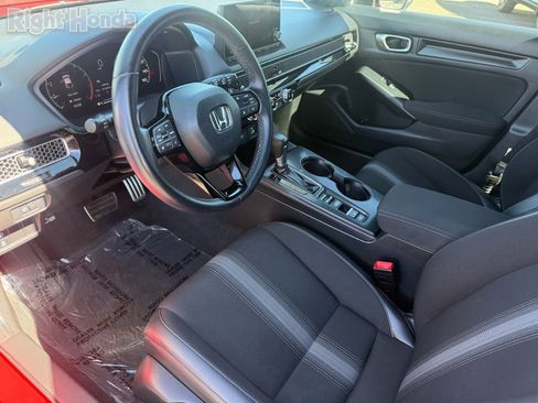 Used 2022 Honda Civic Sport image 13