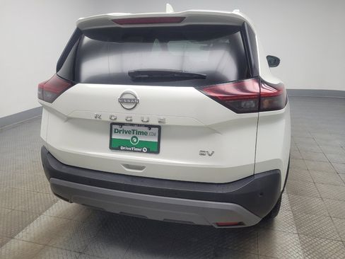 Used 2022 Nissan Rogue SV w/ SV Premium Package FWD image 7