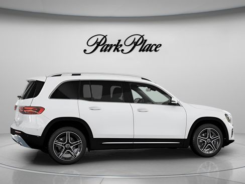 Used 2026 Mercedes-Benz GLB 250 image 24