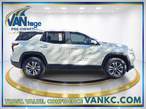 New 2026 Chevrolet Equinox LT AWD/4WD image 4
