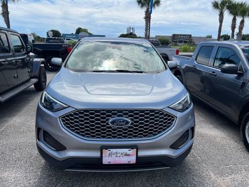 Used 2024 Ford Edge SEL AWD/4WD image 9