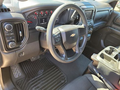Used 2023 Chevrolet Silverado 1500 Custom image 21