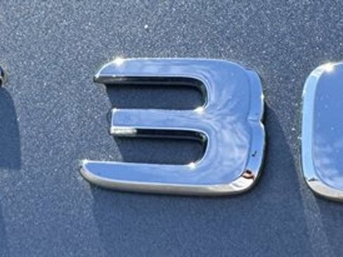 Used 2021 Mercedes-Benz GLC 300 4MATIC w/ AMG Line image 34