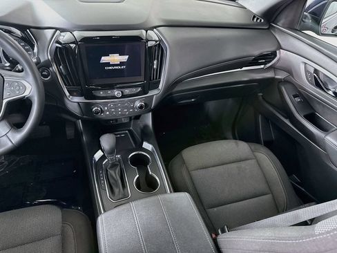 Used 2023 Chevrolet Traverse LT FWD image 25