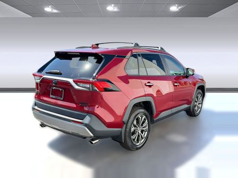 Certified 2022 Toyota RAV4 Limited AWD/4WD image 9
