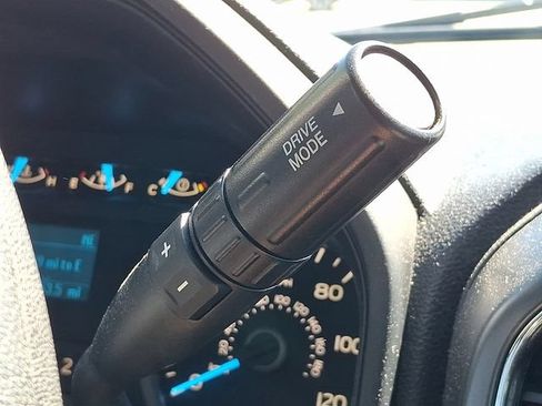 Used 2018 Ford F150 XLT AWD/4WD image 14
