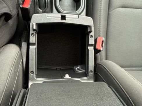 Used 2023 Jeep Gladiator Sport AWD/4WD image 21