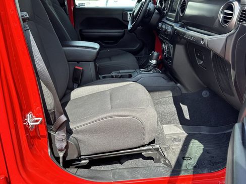 Used 2021 Jeep Wrangler Unlimited Sport S image 14