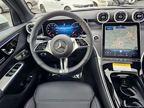New 2026 Mercedes-Benz GLC 300 4MATIC image 15