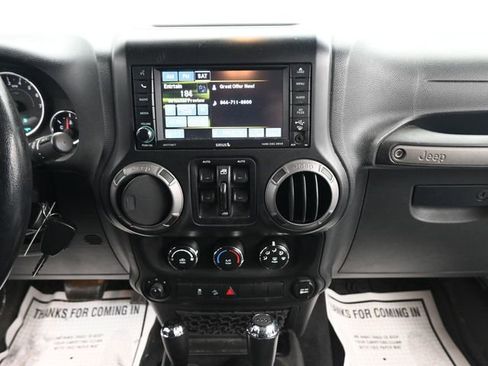 Used 2014 Jeep Wrangler Unlimited Sport image 16