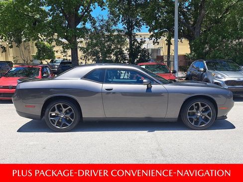 Used 2019 Dodge Challenger SXT w/ Plus Package RWD image 9